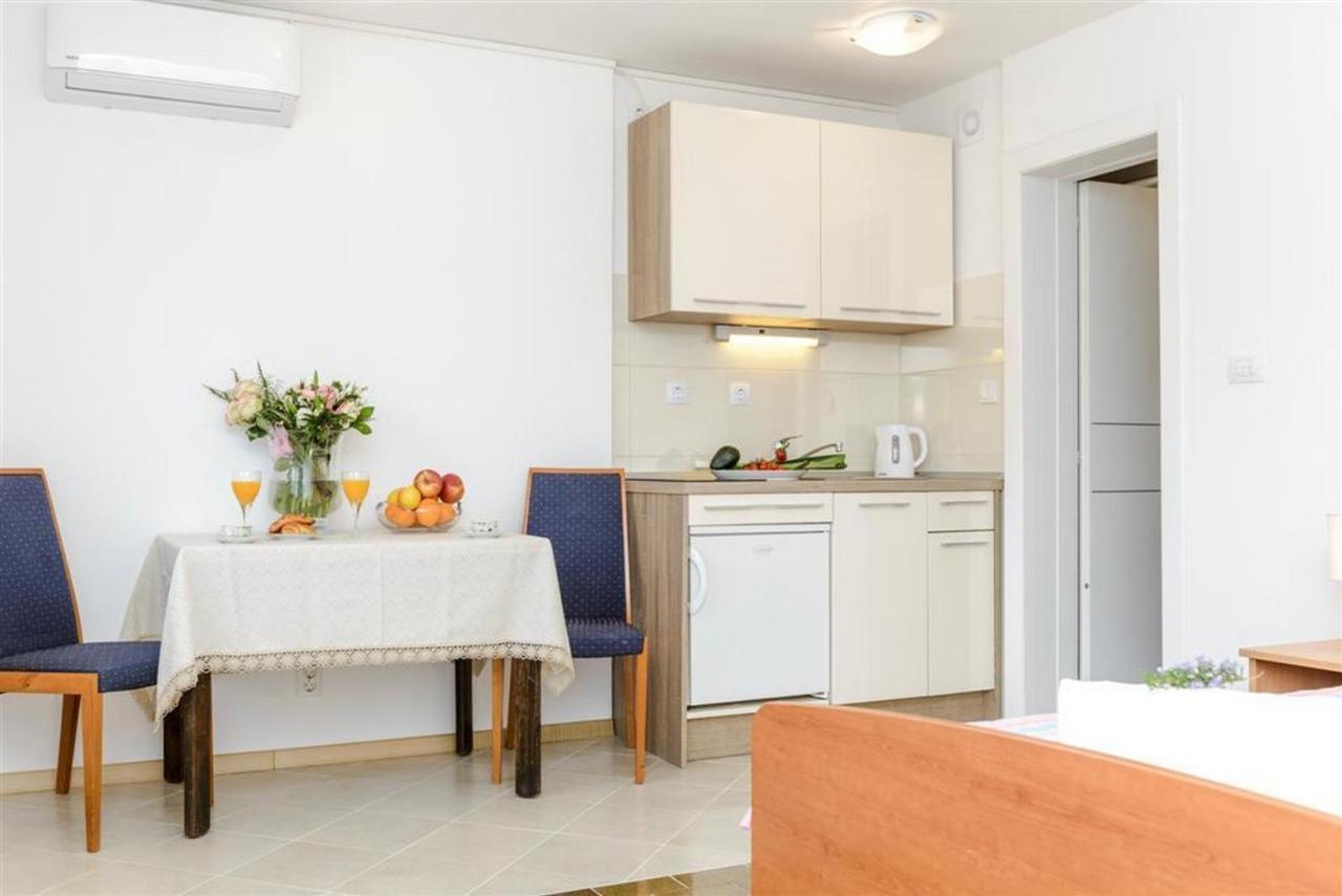 מולונאט Guest House Rooms Rose מראה חיצוני תמונה